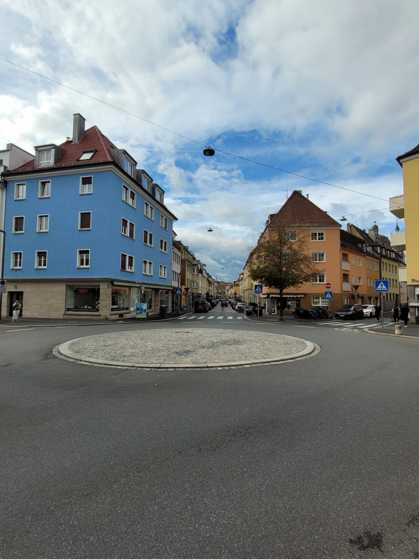 Kreisel am Beginn der Semmelstraße