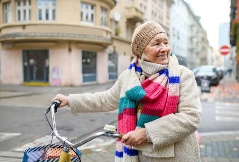 „8 Uhr-Abo für Senioren“: Fahrradmitnahme zulassen